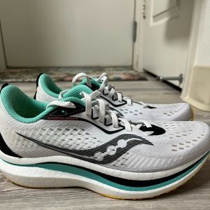 Saucony Women’s Endorphin Speed 2 Running Shoes